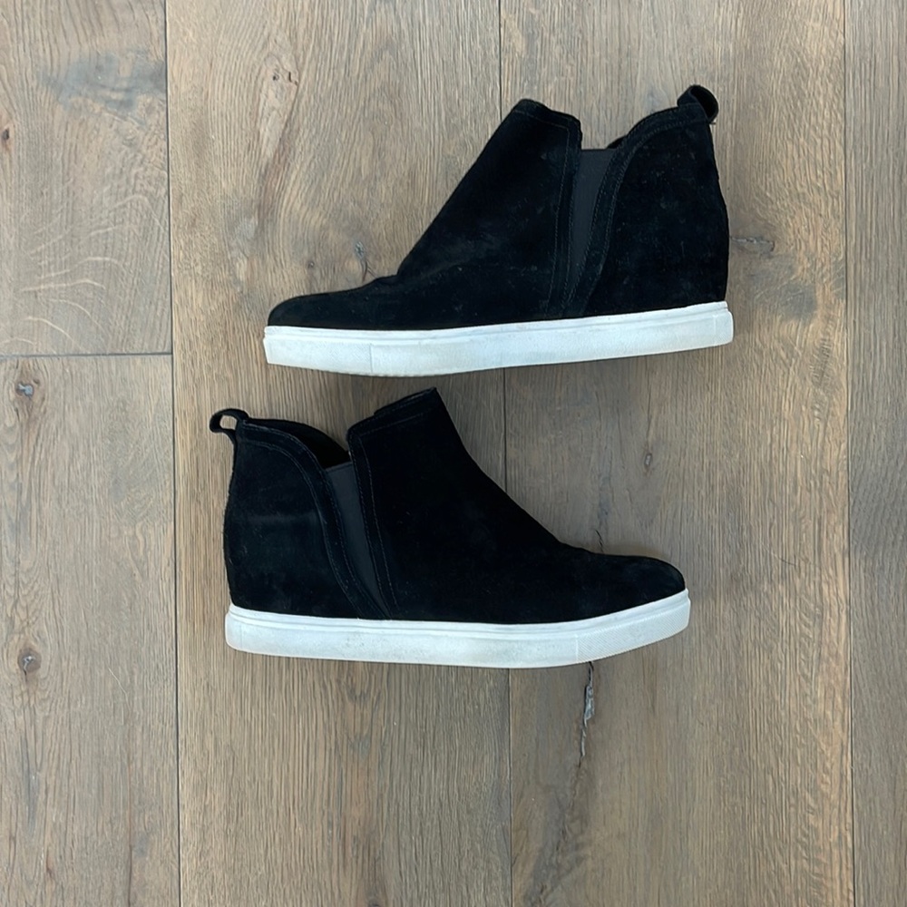 Blondo Waterproof Black Suede Booties